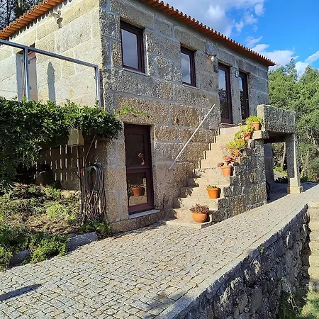 Casa De Gondomil Дом отдыха *