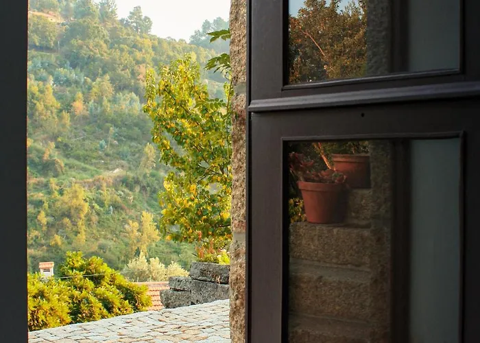 Casa De Gondomil 펜션